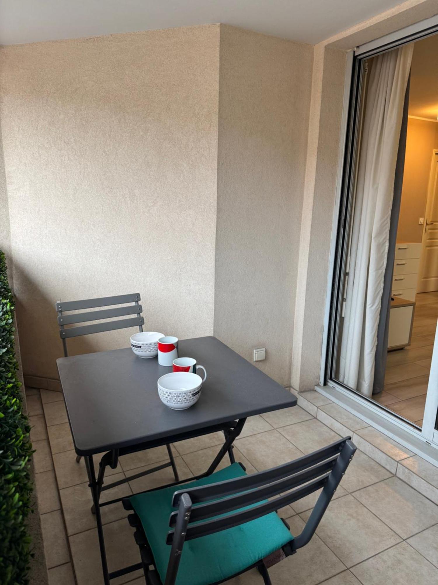 Proche De La Appartement *