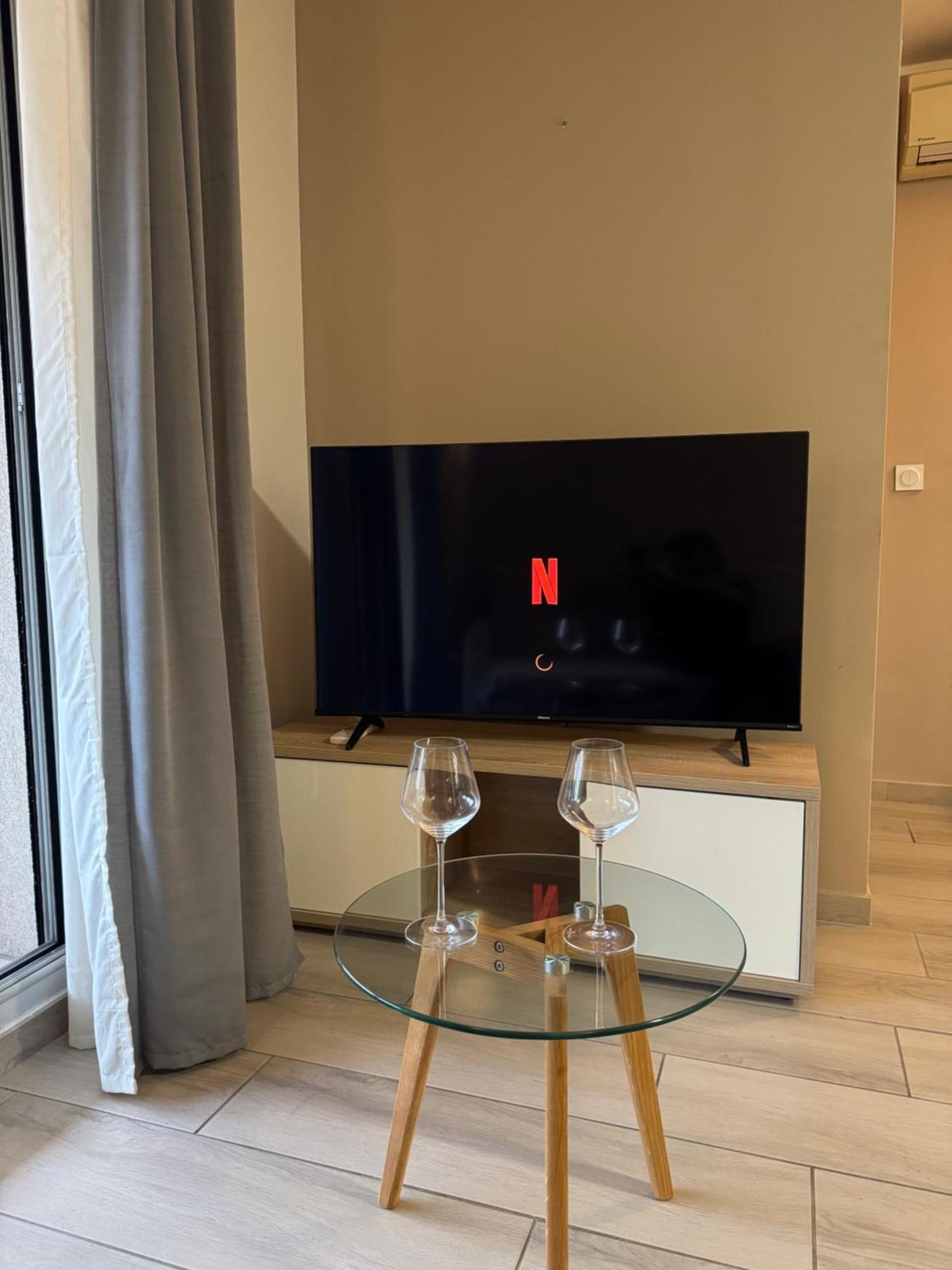 Appartement Proche De La *